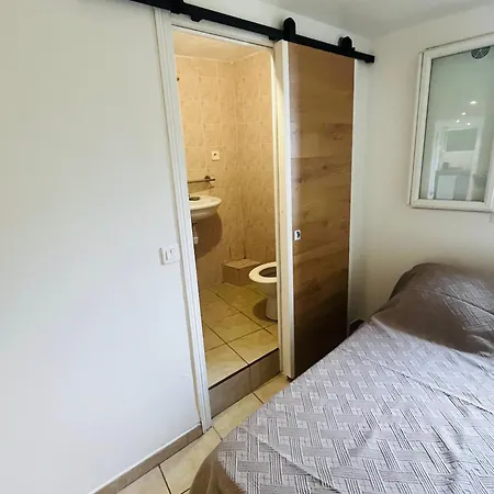 Apartment Charmant Studio *